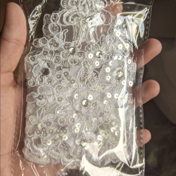 Lace Rhinestone Bridal Hand Accessories - Picture 12 of 16